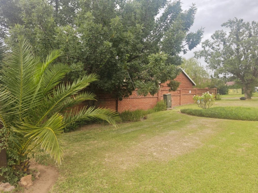 2 Bedroom Property for Sale in Ladybrand Free State